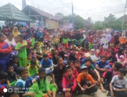 Rudi Maryoto Kepala Desa Suka Dadi Buka Acara Jalan Sehat dalam Rangka Semarak HUT Pesawaran ke 15