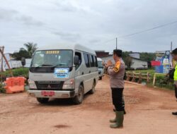 Keras Kapolsek Bersama Forkopimcan Melakukan Pengamanan Kontingen MTQ XXX 