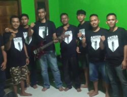 Anggota DPRD Muklis, S.Pd. Memberikan Mengapresiasi Kegiatan Positif Band AMOBA KERABAT AMYAR