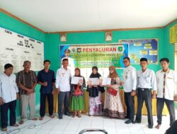Salurkan BLT-DD Tahap IV, Ini Harapan Kades Telaga Baru