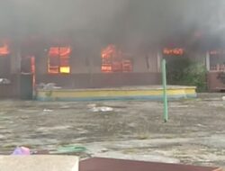 Kantor MTs. Raudatul Hidayah Hangus Di Lalap Si Jago Merah
