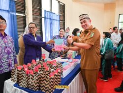 Bupati Pesawaran Kegiatan Baksos Dalam Rangka Peringatan HUT Provinsi Lampung Ke– 59 Didesa Hanura 