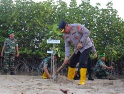 Kapolda Kepri Hadiri Puncak Penanaman Mangrove Nasional Seecara Serentak Melalui Vicon 2023