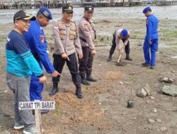 Polresta Tanjungpinang Serentak Tanam 500 Bibit Mangrove,Sambut Hari Bhayangkara Ke-77