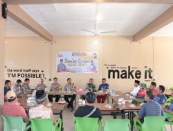 Kapolres Karimun Sambangi Masyarakat Kec Tebing Jum’at Curhat 