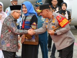 Kapolda Kepri Sambut Kedatangan Bapak Wakil Presiden RI  Dalam Rangka Kunjungan Kerja di Tanjung Pinang 