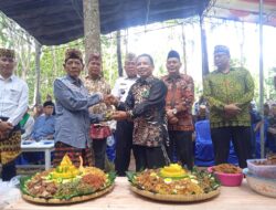 Ketua Adat Serahkan Mandat ke Kepala Desa Tamansari, Dalam Peringatan 1 Tahun Tanah Tanjung Kemala Kembali ke Rakyat
