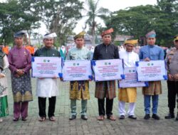 Asisten Adum Sudanri Pimpin Upacara Peringatan  Hari Jadi Provinsi Riau di Meranti, 5 Desa Menerima  Bantuan Buku Bermutu Dari Perpustakaan  Nasional
