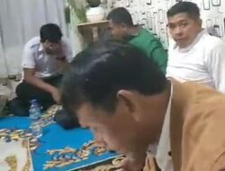 Warga Pelang Sangat Antusias Menyambut Kampanye dialogis Paslon Nomor Urut 01, H. Farhan – Leo Pada Malam Minggu 23 November 2024