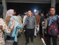 Pj. Bupati Pringsewu Dr. Marindo Kurniawan Pantau Kegiatan Malam Natal Di Gereja Santo Yosef