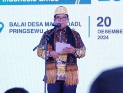 Pj. Bupati Pringsewu DR. Marindo Kurniawan, ST., MM Mendampingi Menteri Sosial RI Dalam Peringatan HKSN 2024 Yang Dipusatkan di Kabupaten Pringsewu
