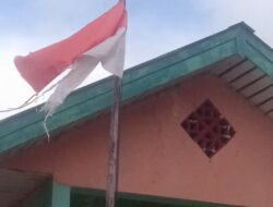 Sikap Angkuh PJ. Miris!! Bendera Merah Putih Lusuh dan Robek Masih Berkibar di Desa Persiapan Buyu Kabupaten Lingga