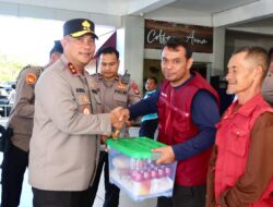Memperingati Hari HUT ke-20 Polda Kepri Menggelar Kegiatan Bakti Sosial dan Tasyakuran