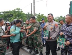 Pangdam I/BB Bersama Kapolda Sumut  Menggelar Kegiatan Berbagi Berkah di Medan