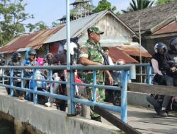 Dalam Pengamanan Babinsa Pantauan Warga Saat Arus Mudik Lebaran