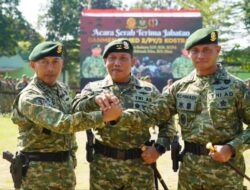 Pangdivif 2 Kostrad dipimpin Sertijab Danmenarmed 2 Kostrad
