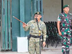 Danyonarmed 12 Kostrad Berikan Pengarahan Prajurit di lapangan Mako