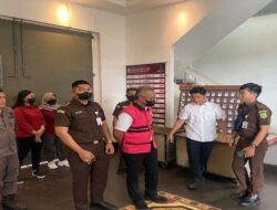 Penahanan Sekda Singkawang oleh Kejaksaan Negeri Singkawang dugaan Kasus HPL.