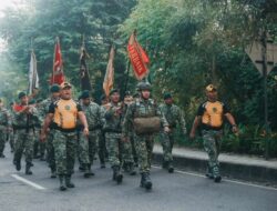 Melaksanakan Tradisi Penyambutan Warga Baru Yonif 305 Kostrad Mayor Inf Yudi Susilo Yudhanto, S.E