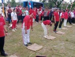 Wali Kota Dan Wakil Walikota Singkawang, Beserta Disperkimta dan OPD lain Senam Bersama dan Pembukaan Lomba Tradisional Sambut HUT RI Ke 80.