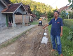 Ketua JWI DPW Lampung Meminta Pemda Pesawaran Segera Sentuh Pembangunan Jalan Ke Dusun Lubuk Tanoh Desa Kubu Batu Way Khilau 