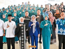 Bupati Pesawaran Kukuhkan Pengurus TP PKK, Dekranasda, Perwosi, Posyandu, dan Bunda Literasi Kecamatan Periode 2025–2030