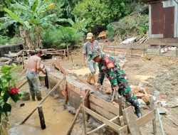 Kodim 1209 Bengkayang Bantu Warga Binaan Dalam Proses Bangun Rumah