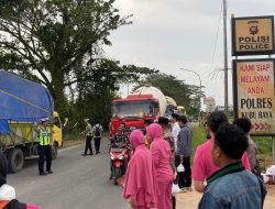 Sinergi Bersama OKP, Polres Kubu Raya Bagikan 300 Takjil dan Serukan Pesan Damai di Bulan Ramadan