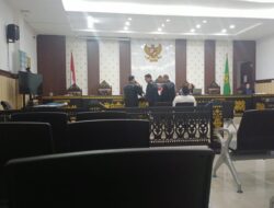 Dugaan Pencurian Kayu Jati, Terdakwa Tegaskan Kayu Milik Sendiri