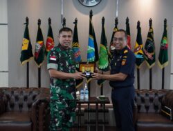 Pangdam XII/Tpr Terima Kunjungan Kepala Bea Cukai Kalbagbar