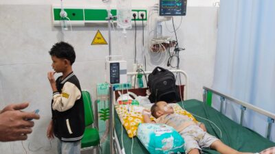 Usai Disuntik di Posyandu, Bayi Ini Alami Kejang Hebat dan Kini Berjuang di Rumah Sakit