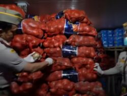 Gudang Pangan Ilegal di Pontianak Dibongkar, 42 Ton Diamankan Karantina Kalbar