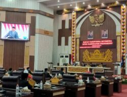 Bupati Pringsewu Hadiri Rapat Paripurna Istimewa DPRD Mendengarkan Pidato Kenegaraan Presiden RI 