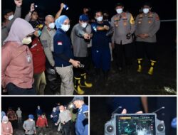 Kapolda Kalsel All Out Tangani Karhutla, Gambut Injection Tekan Bara di Bawah Permukaan