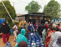 Kadin, IWAPI, HIPMI dan TNI Bergerak Bantu Warga Ketapang di Tengah Kemarau Panjang