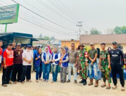 Kades Kalinilam Zulkarnain Apresiasi Bantuan Air Siap Minum untuk Warganya, Kolaborasi Kadin,IWAPI,HIPMI dan TNI