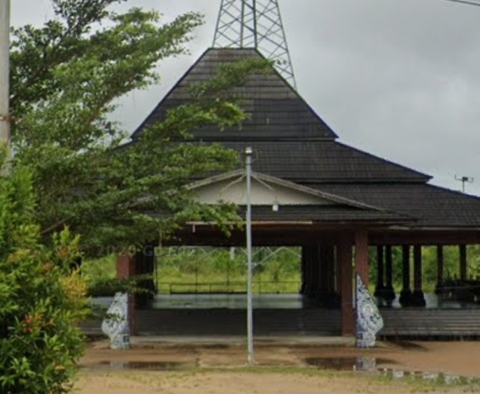Foto : Rumah Adat Jawa Ketapang/joglo